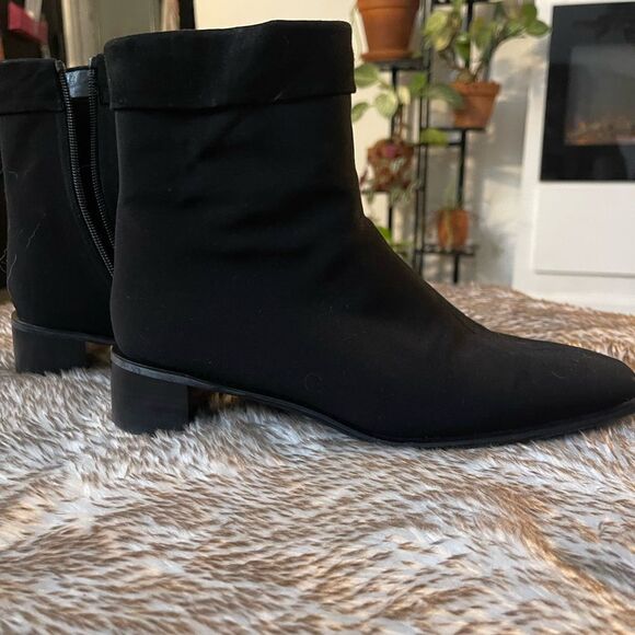 EUC Stuart Weitzman Boots Size 9 Black Gore-Tex - Picture 4 of 8